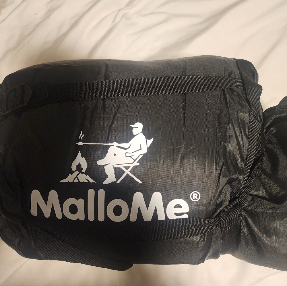 MalloMe light weight green sleeping bag